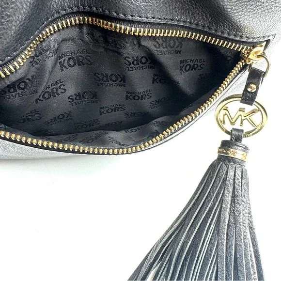 Michael Kors Knox Black Pebbled Leather bag w tassel, gold & leather chain/strap - Picture 15 of 17